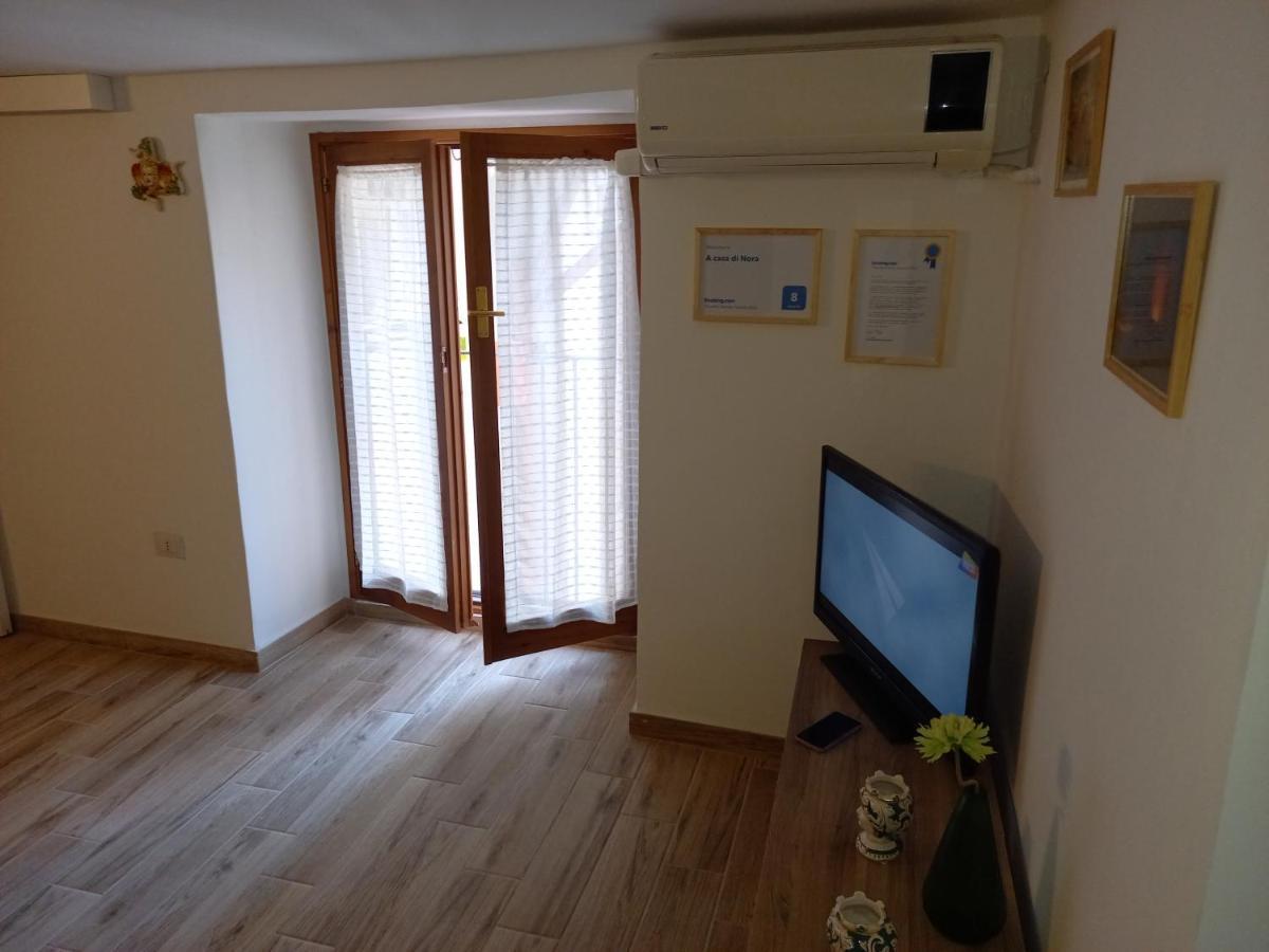 A Casa Di Nora Apartment คาตาเนีย ภายนอก รูปภาพ
